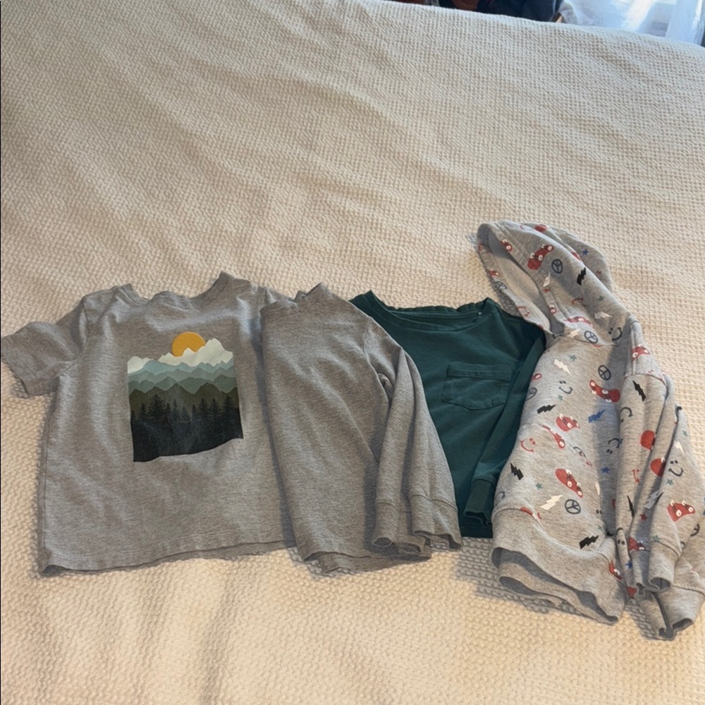 Boys bundle of 4 tops